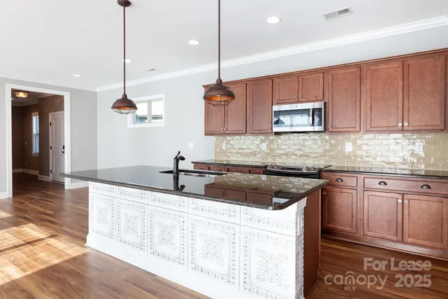 $2,400 | 192 Flat Rock Drive, Denver, NC 28037