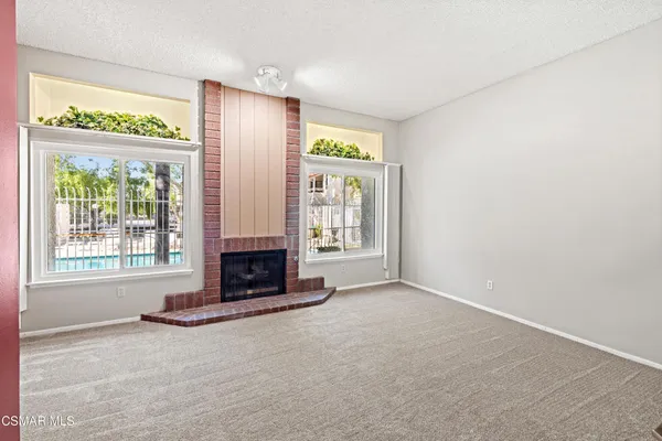 $449,000 | 3354 Darby Street, Unit 313, Simi Valley, CA 93063