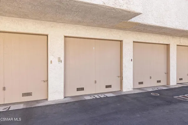 $449,000 | 3354 Darby Street, Unit 313, Simi Valley, CA 93063