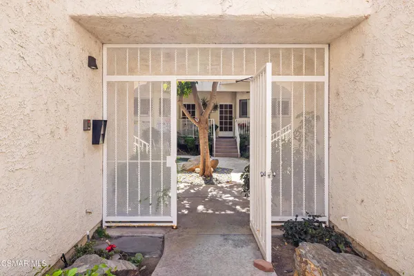 $449,000 | 3354 Darby Street, Unit 313, Simi Valley, CA 93063
