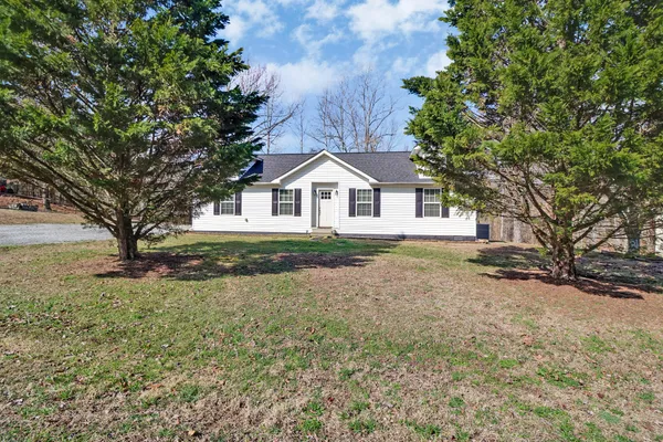 $265,000 | 826 Kings Hill Road, Spring City, TN 37381