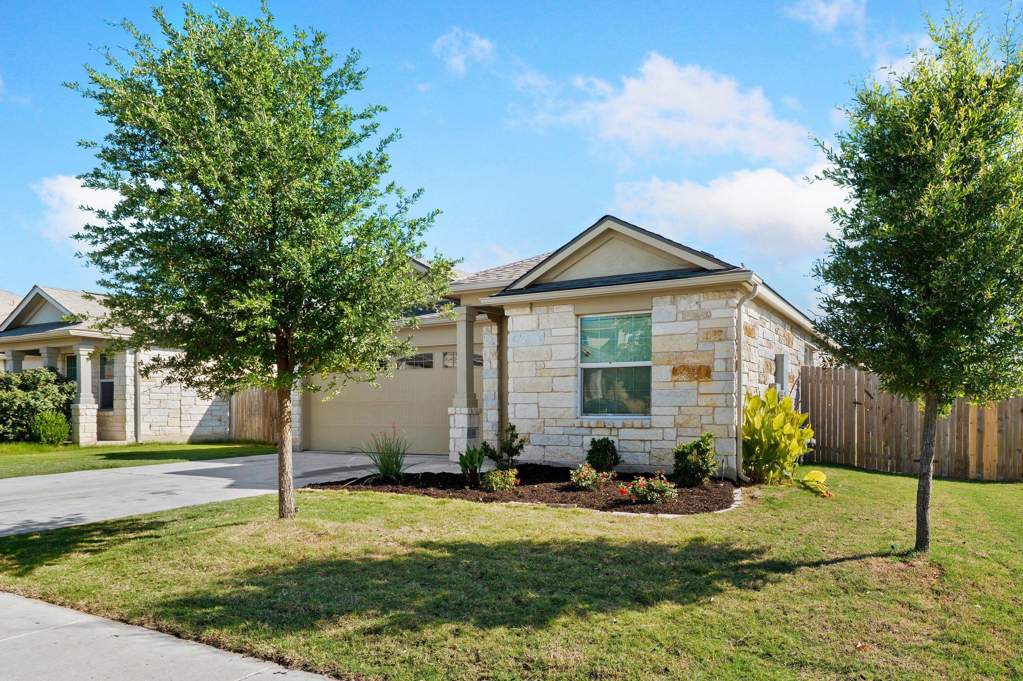 133 Konik Road Georgetown, TX 78626 - Photo 3 of 29 a view of a house with backyard