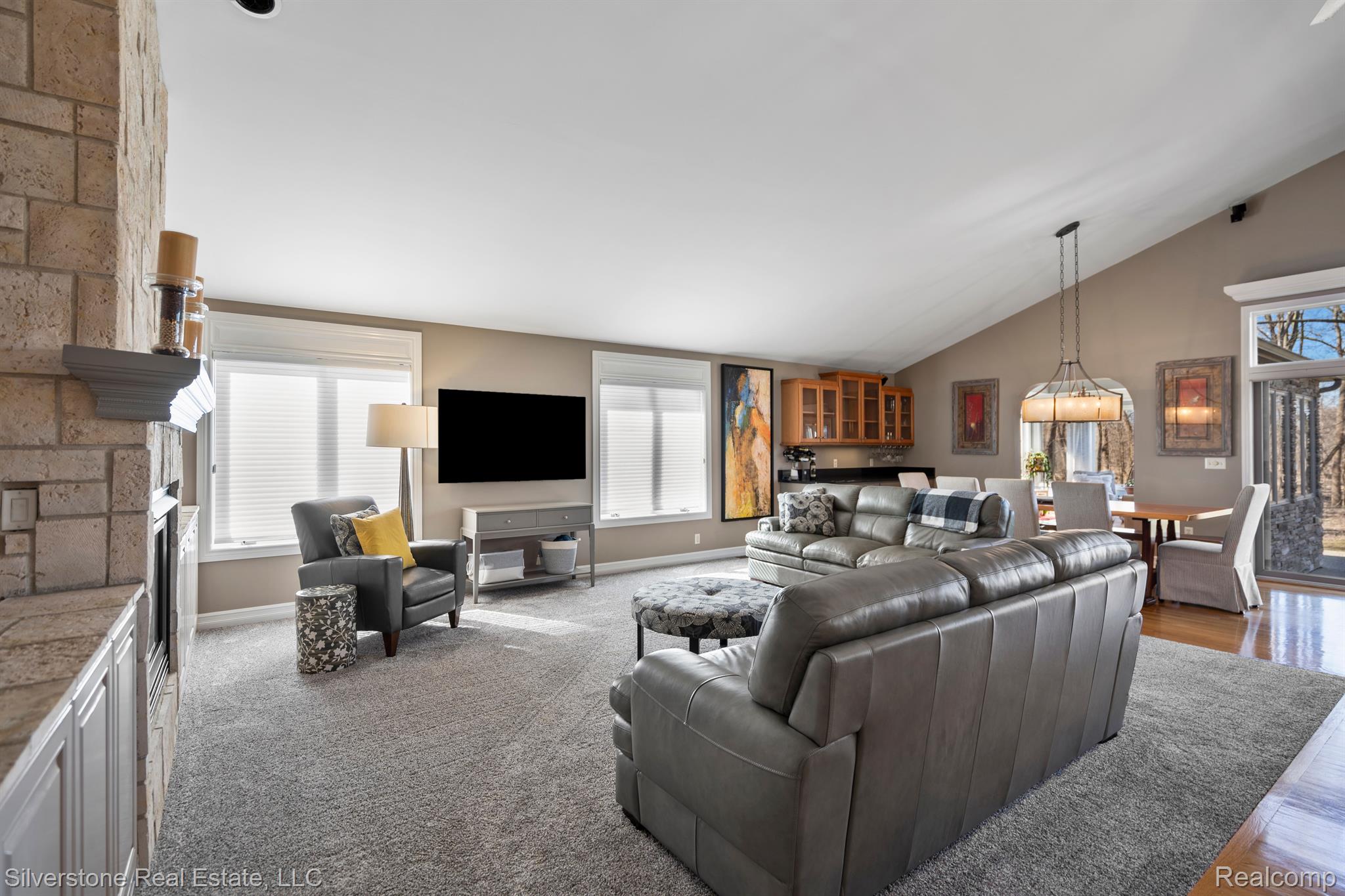38415 Riverside Drive Clinton Township, MI 48036 - Photo 12 of 49 Gallery Image 12