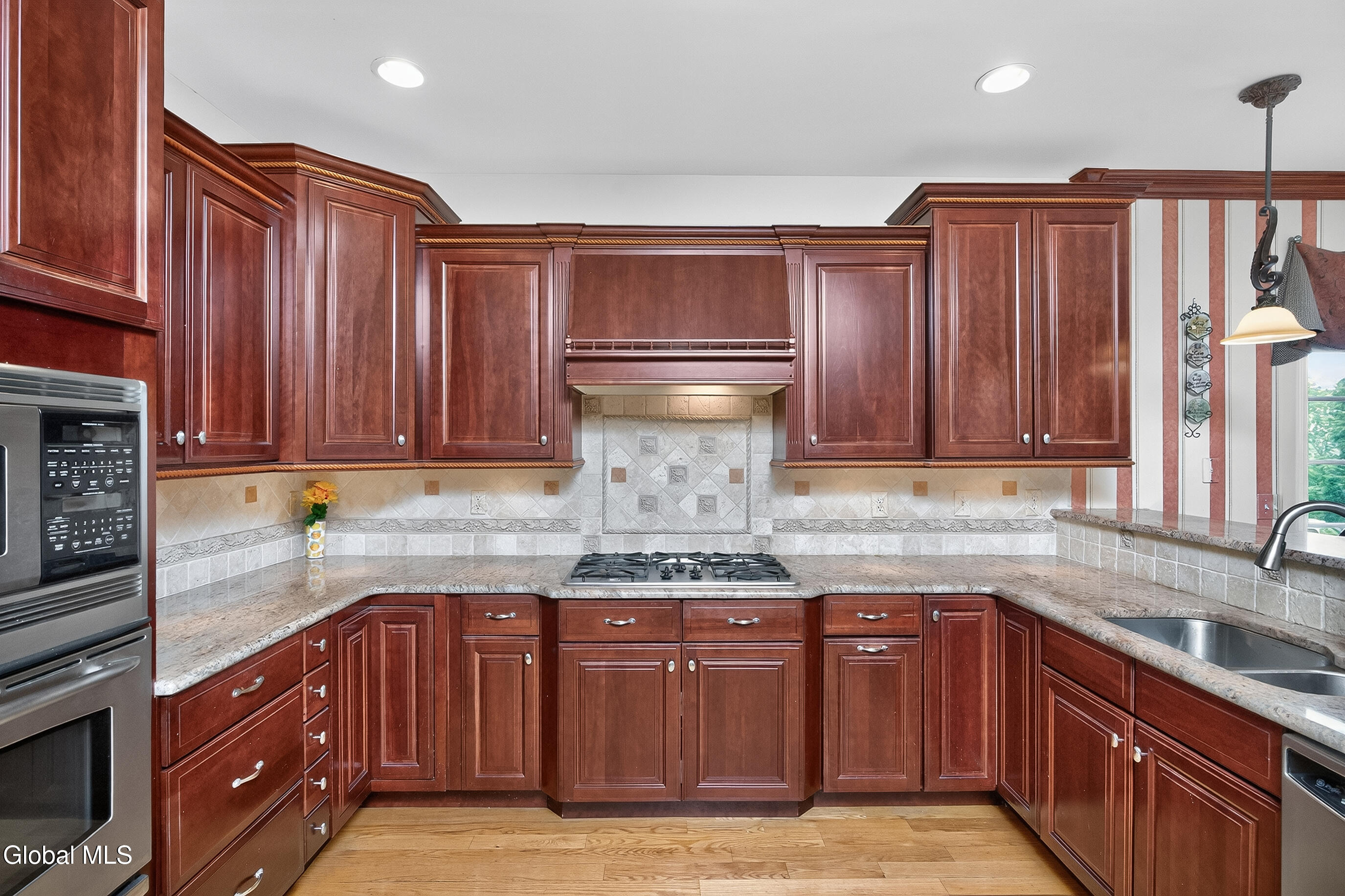 14 Ridgefield Way Watervliet, NY 12189 - Photo 24 of 65 057-14-Ridgefield-Way-Watervliet-NY-1218