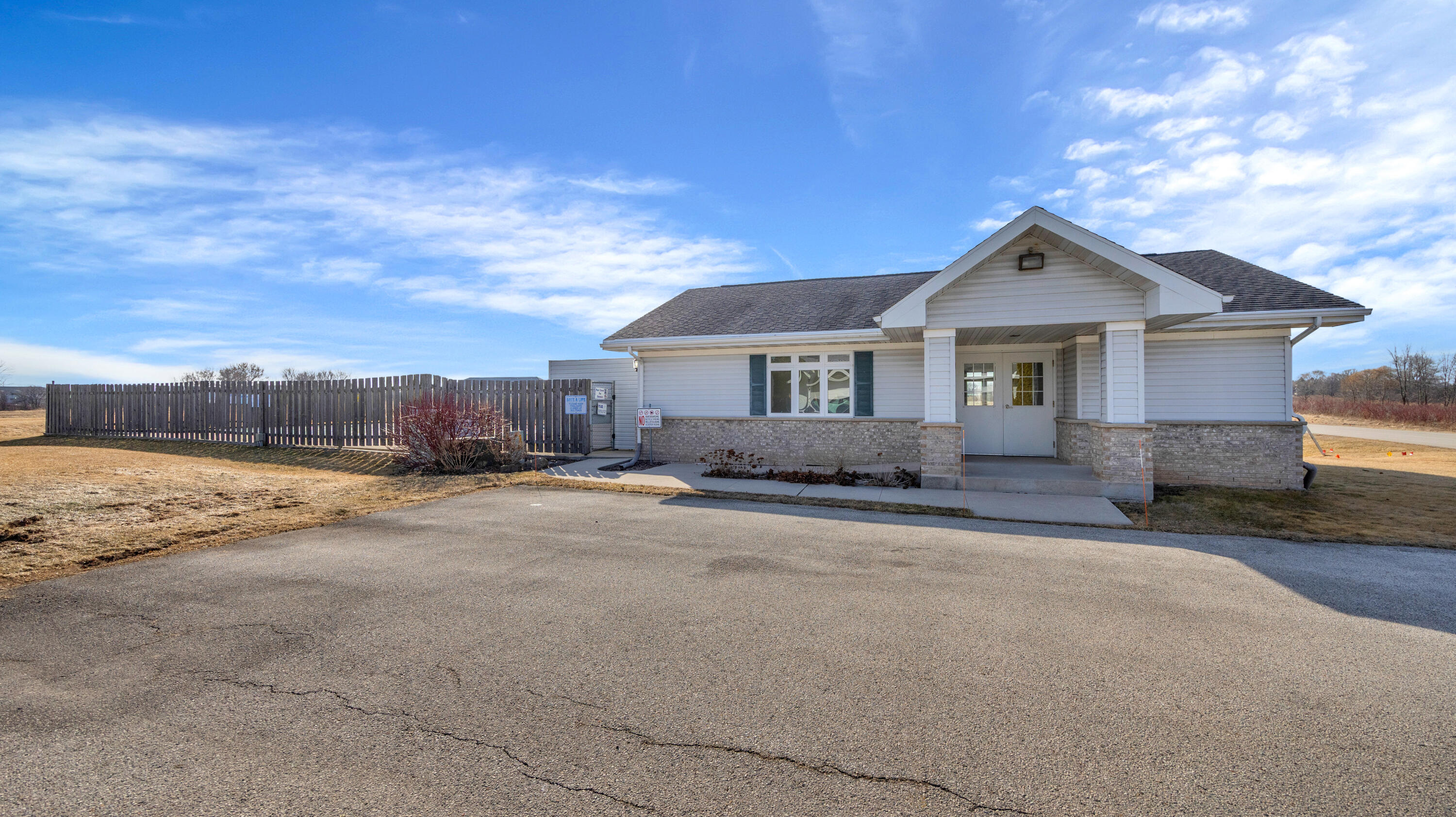 3610 Granite Road Sheboygan, WI 53083 - Photo 11 of 14 Club Entry