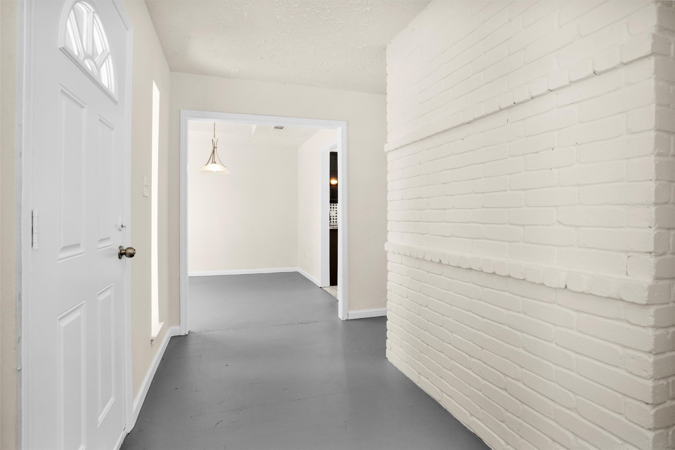 2126 Millhouse Road Houston, TX 77073 - Photo 8 of 30 a view of a hallway