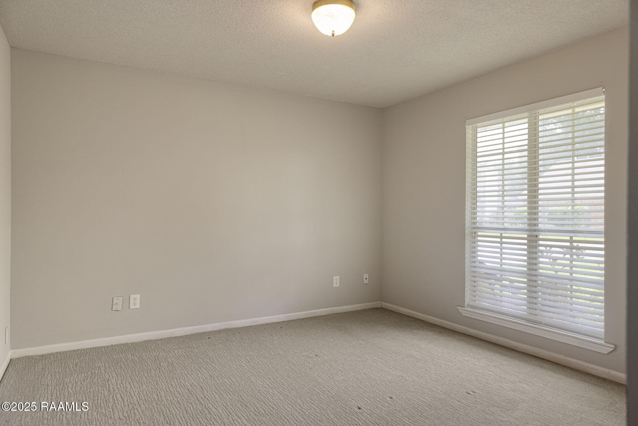 820 Rosedown Lane Lafayette, LA 70503 - Photo 16 of 22 21-web-or-mls-820 Rosedown Ln-21