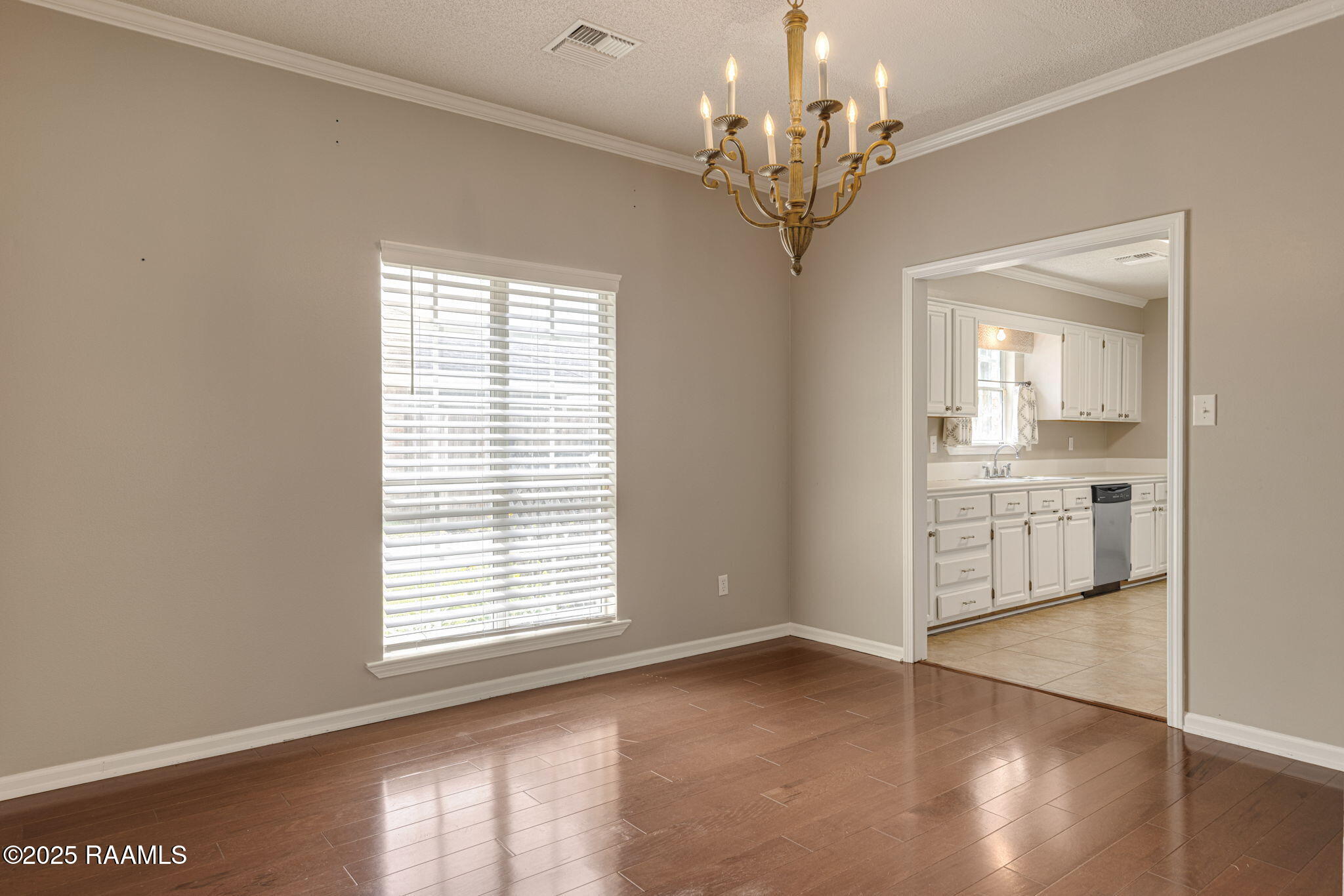 820 Rosedown Lane Lafayette, LA 70503 - Photo 6 of 22 9-web-or-mls-820 Rosedown Ln-9