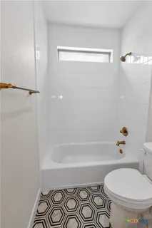 $669,000 | 16026 Honey Ridge Drive, Holland, TX 76534