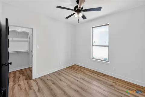 $669,000 | 16026 Honey Ridge Drive, Holland, TX 76534