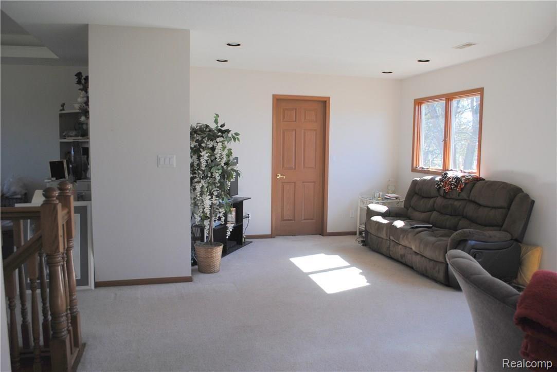 4024 South Custer Road Monroe, MI 48161 - Photo 14 of 27 DSC_0096-1.jpg