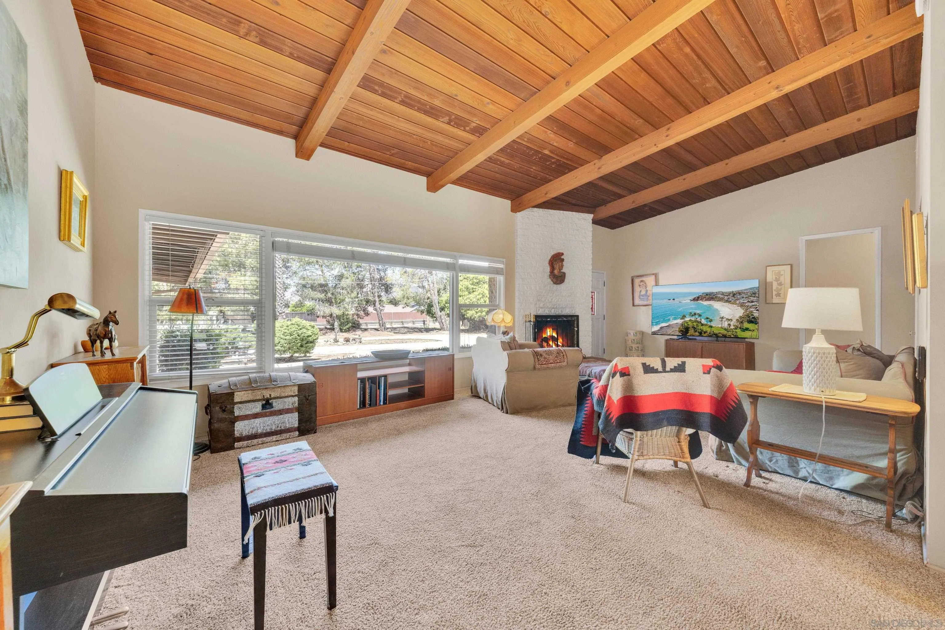14643 Espola Road Poway, CA 92064 - Photo 12 of 36
