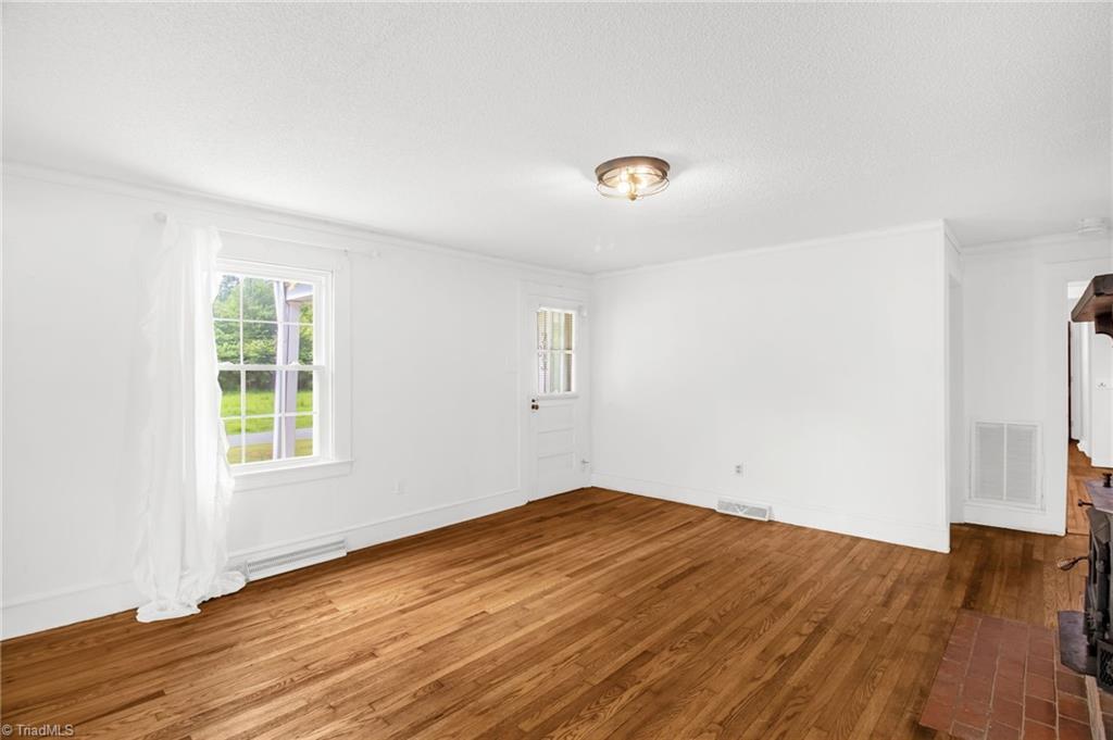 4599 Price Road Stoneville, NC 27048 - Photo 7 of 31 Gallery Image 7