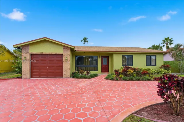 $3,150 | 8510 Northwest 8th Street, Pembroke Pines, FL 33024