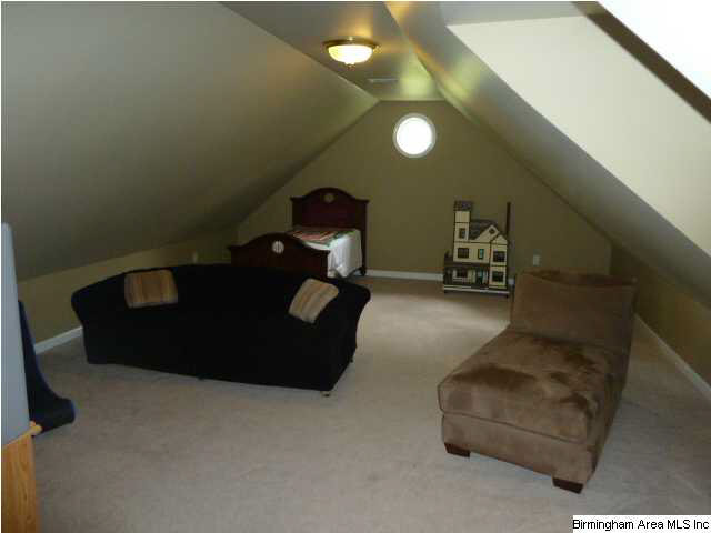 152 Oakmont Road Birmingham, AL 35244 - Photo 12 of 14