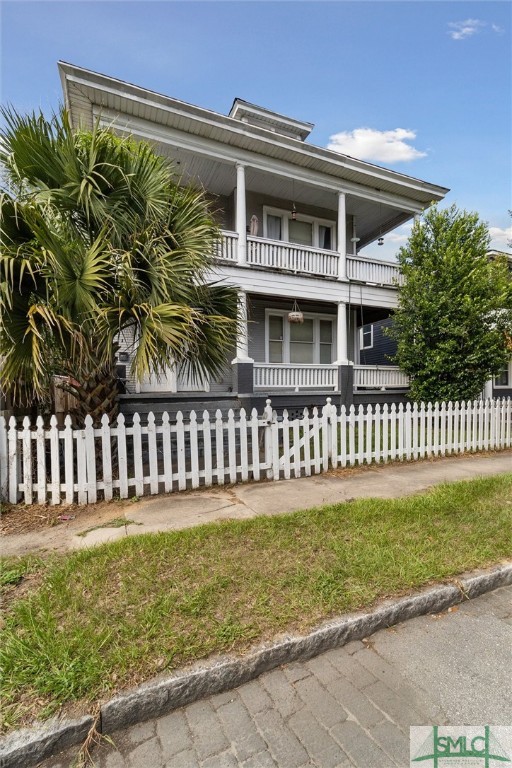 316 West 40th Street Savannah, GA 31401 - Photo 2 of 27