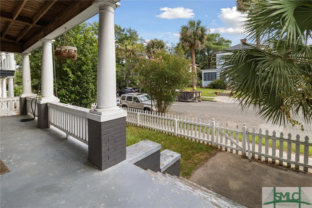 316 West 40th Street Savannah, GA 31401 - Photo 3 of 27