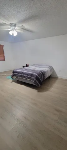 $197,500 | 6960 Miami Gardens Drive, Unit 2525, Hialeah, FL 33015