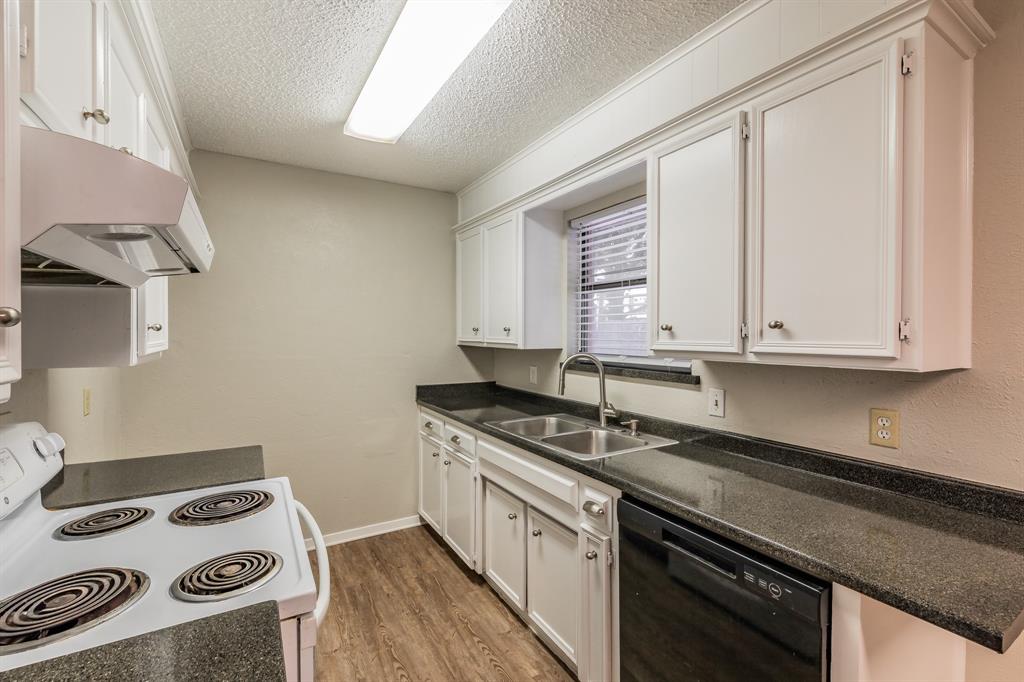 1517 Raintree Lane Cleburne, TX 76033 - Photo 12 of 31 Gallery Image 12