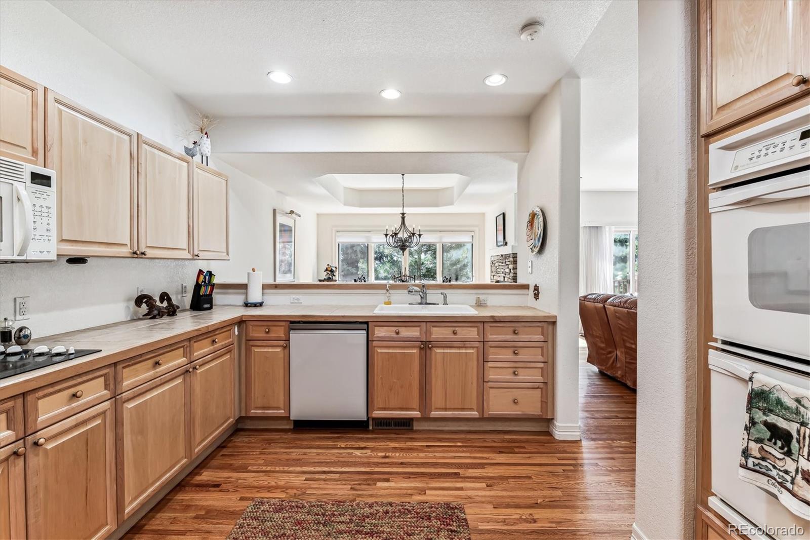 588 Ridgeside Drive Golden, CO 80401 - Photo 12 of 37 Gallery Image 12
