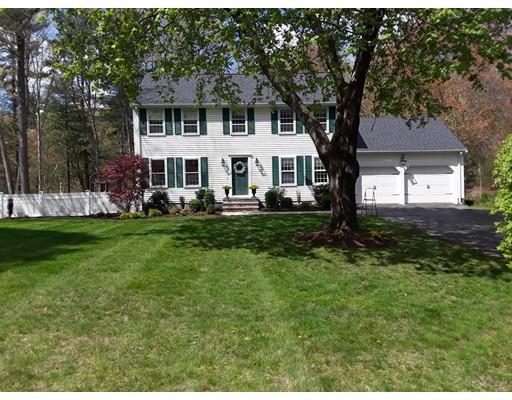18 Hatters Hill Road Medfield, MA 02052 - Photo 1 of 27 Gallery Image 1