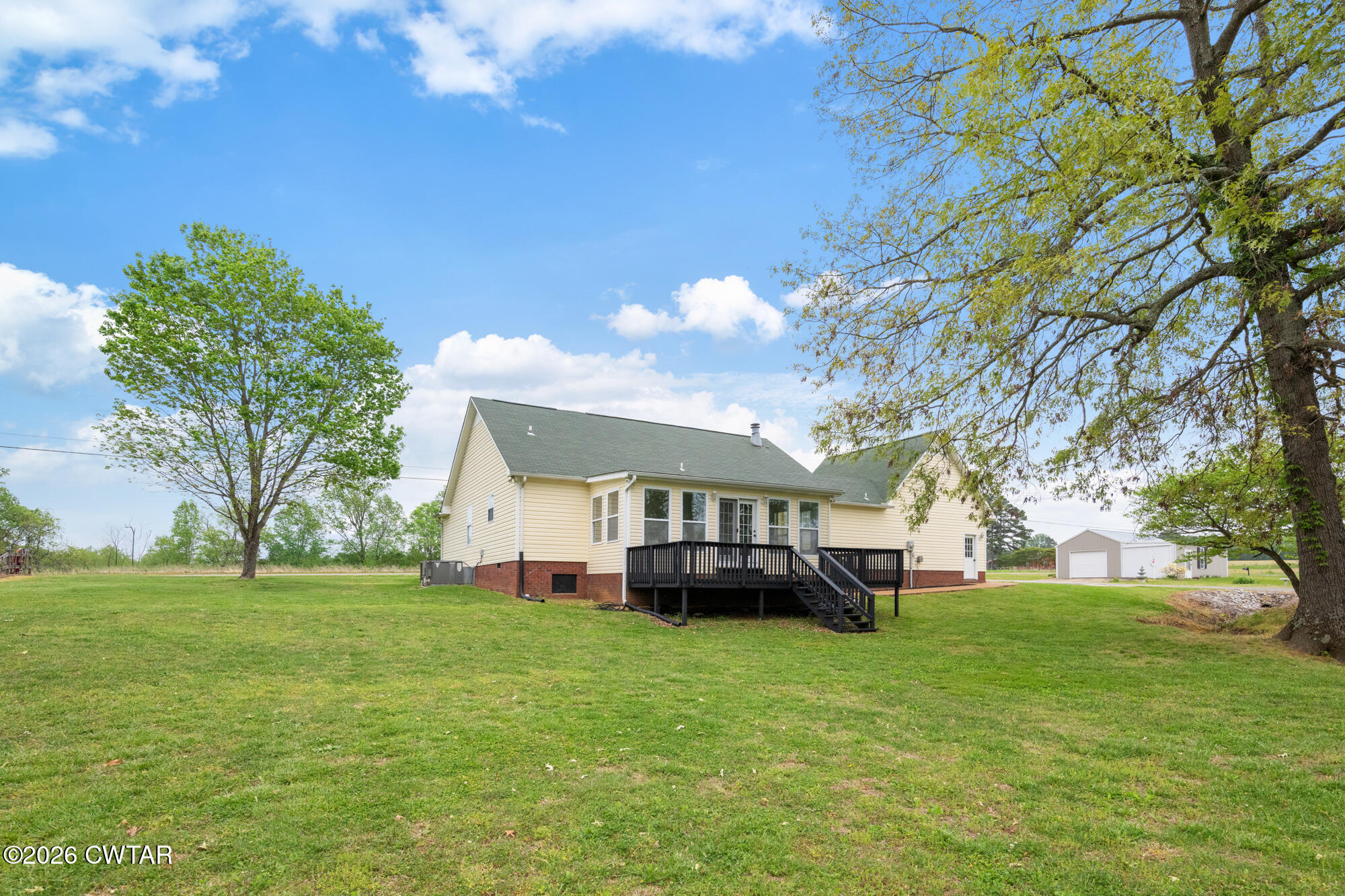 199 Stanfill Road Lexington, TN 38351 - Photo 2 of 30 NZ9_4315