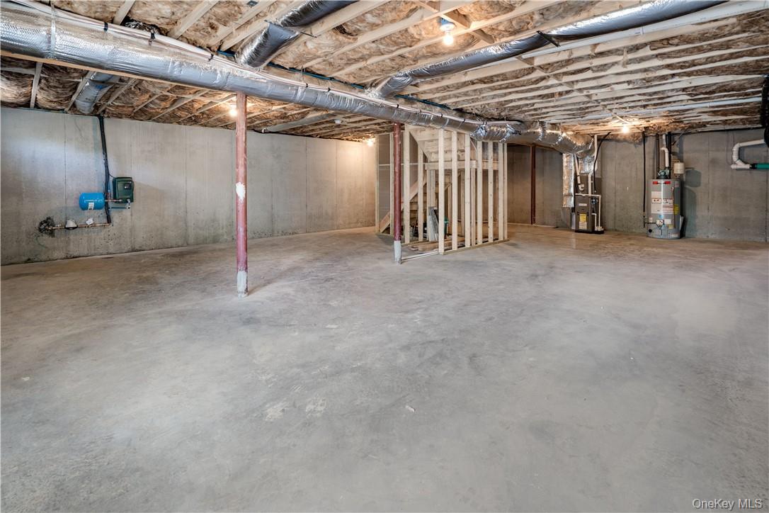 991 Freedom Road Pleasant Valley, NY 12569 - Photo 20 of 23 a view of an empty room