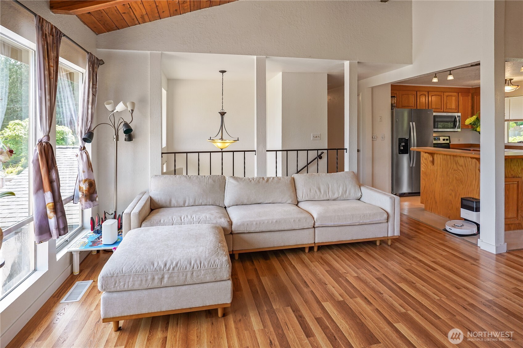 16604 3rd Avenue Southeast Bothell, WA 98012 - Photo 9 of 22 a living room with furniture and a wooden floor