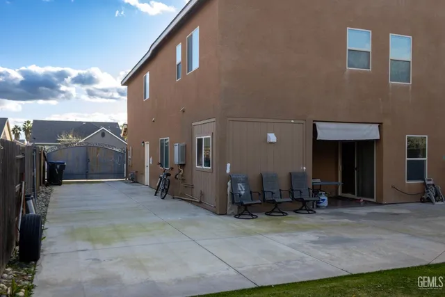 a view of a house with patio