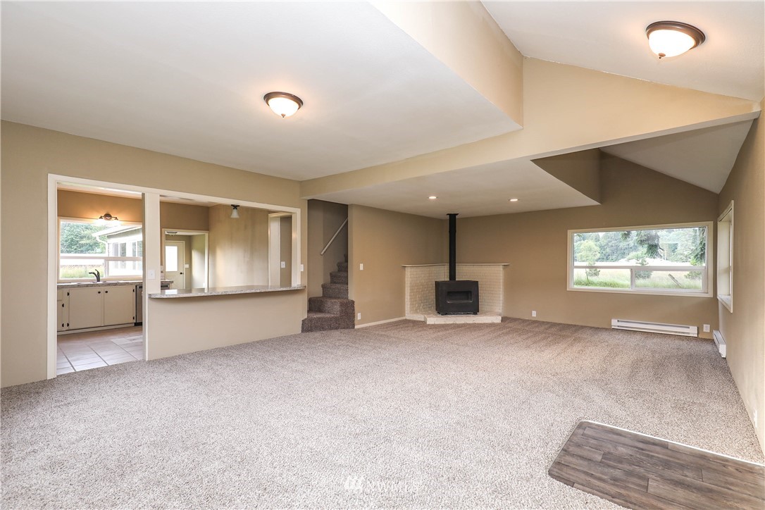 447 Collins Road Toledo, WA 98591 - Photo 3 of 16