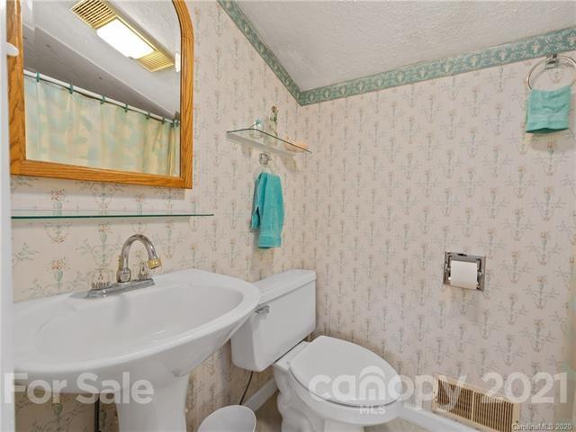 151 Laurel Haven Road Fairview, NC 28730 - Photo 15 of 38 Gallery Image 15