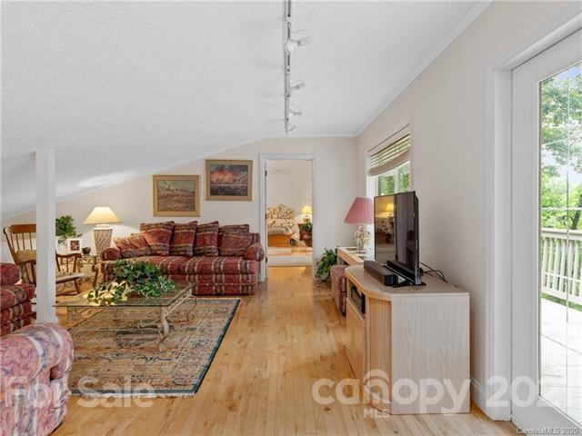 151 Laurel Haven Road Fairview, NC 28730 - Photo 16 of 38 Gallery Image 16