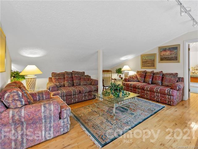 151 Laurel Haven Road Fairview, NC 28730 - Photo 17 of 38 Gallery Image 17