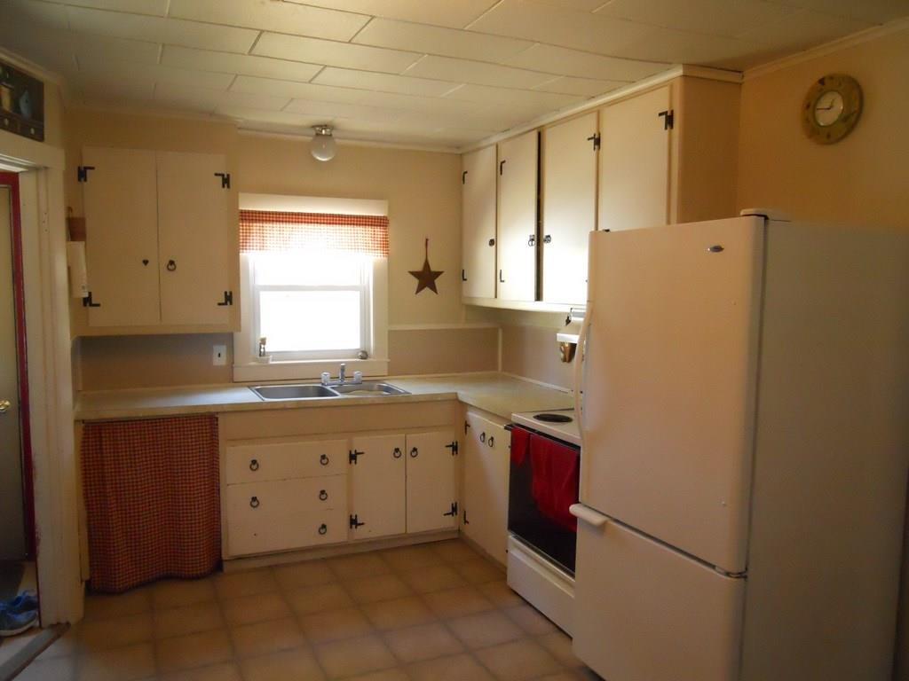 17 Pond Hill Road South China, ME 04358 - Photo 4 of 35 Photo