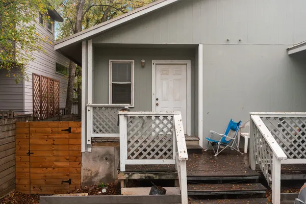 $1,275 | 1304 Delano Street, Unit A, Austin, TX 78721