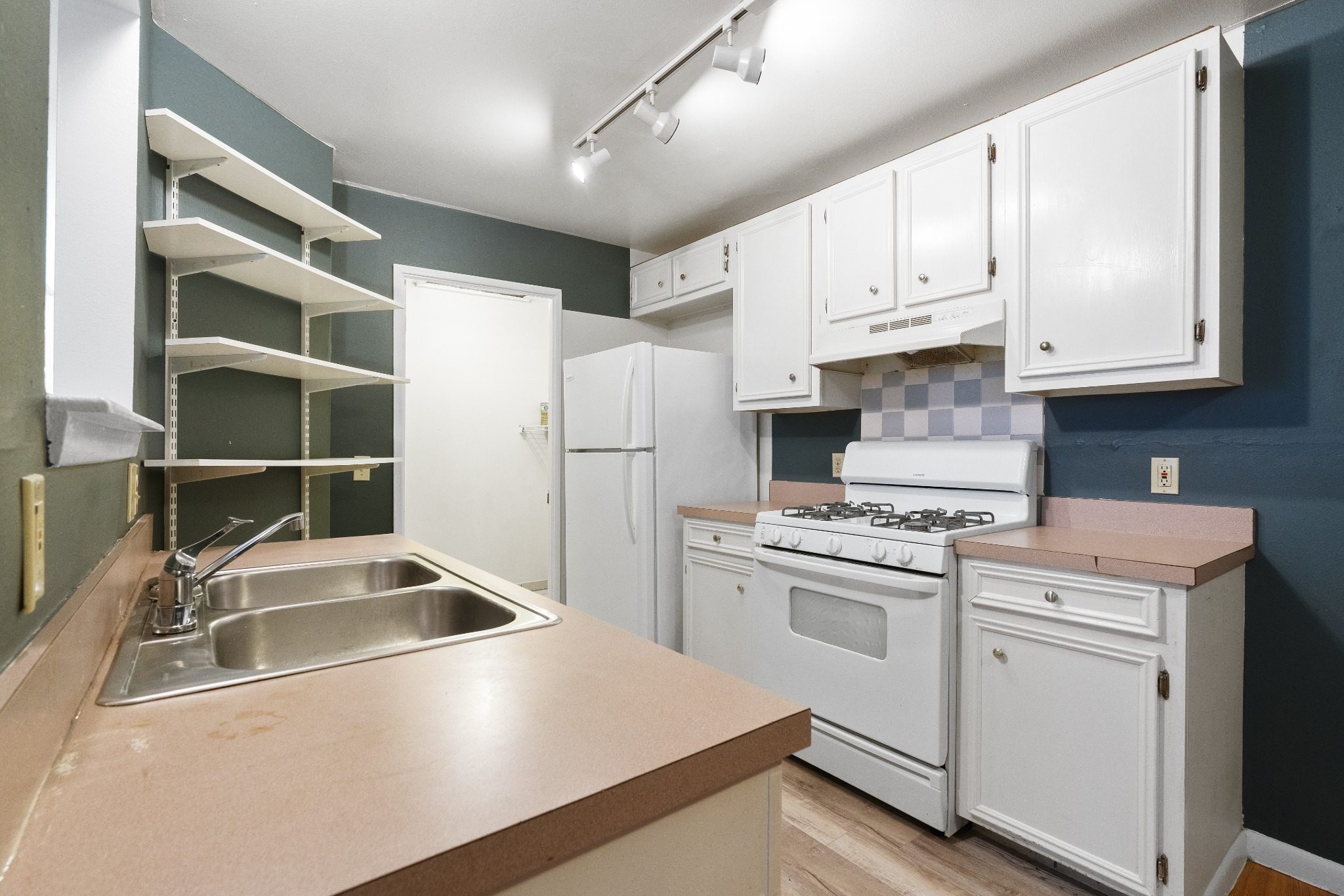 1304 Delano Street, Unit A Austin, TX 78721 - Photo 7 of 15