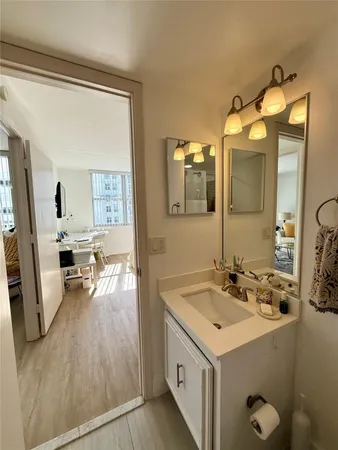 $2,200 | 101 Briny Avenue, Unit 2406, Pompano Beach, FL 33062