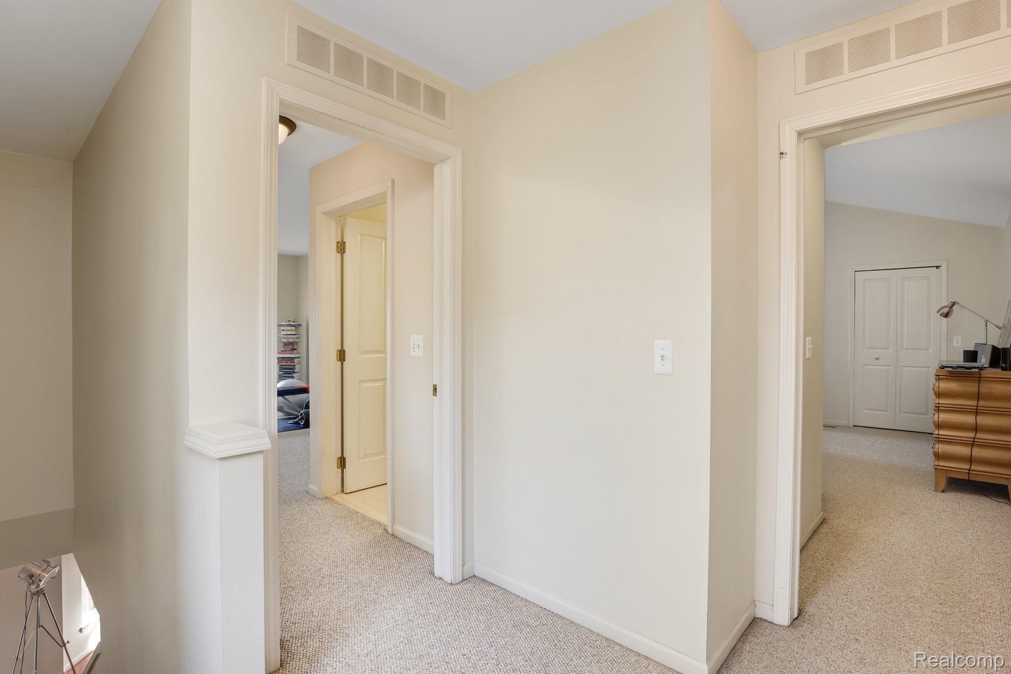 20094 Rodeo Court Southfield, MI 48075 - Photo 22 of 27 19-web-or-mls-20094 Rodeo Court Southfield0019.jpg