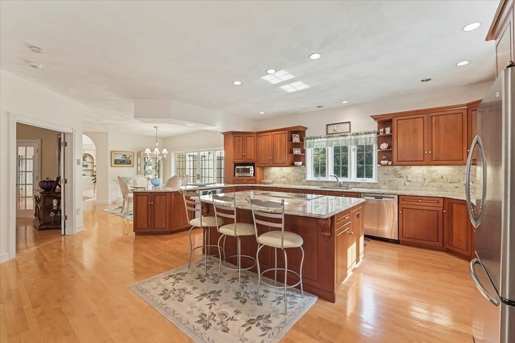 208 Far Reach Road Westwood, MA 02090 - Photo 13 of 40 Gallery Image 13