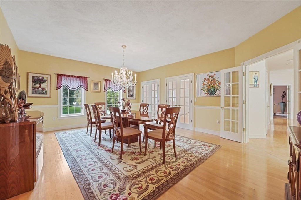 208 Far Reach Road Westwood, MA 02090 - Photo 21 of 40 Gallery Image 21