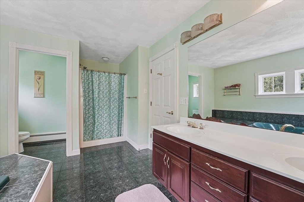 208 Far Reach Road Westwood, MA 02090 - Photo 27 of 40 Gallery Image 27
