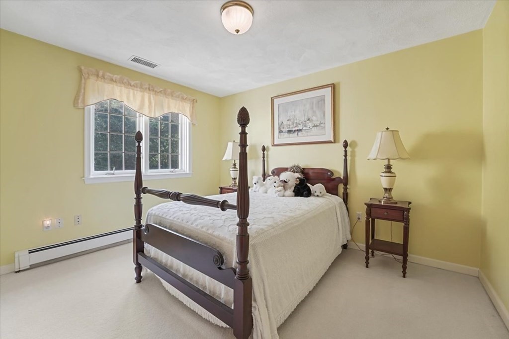 208 Far Reach Road Westwood, MA 02090 - Photo 31 of 40 Gallery Image 31