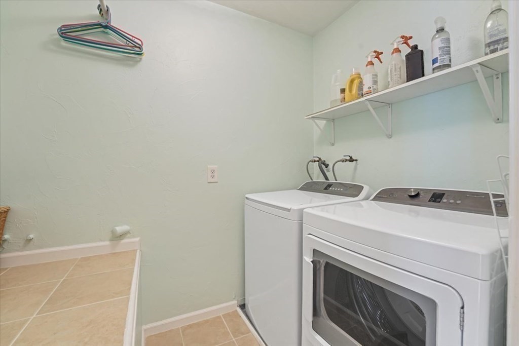 208 Far Reach Road Westwood, MA 02090 - Photo 33 of 40 Gallery Image 33