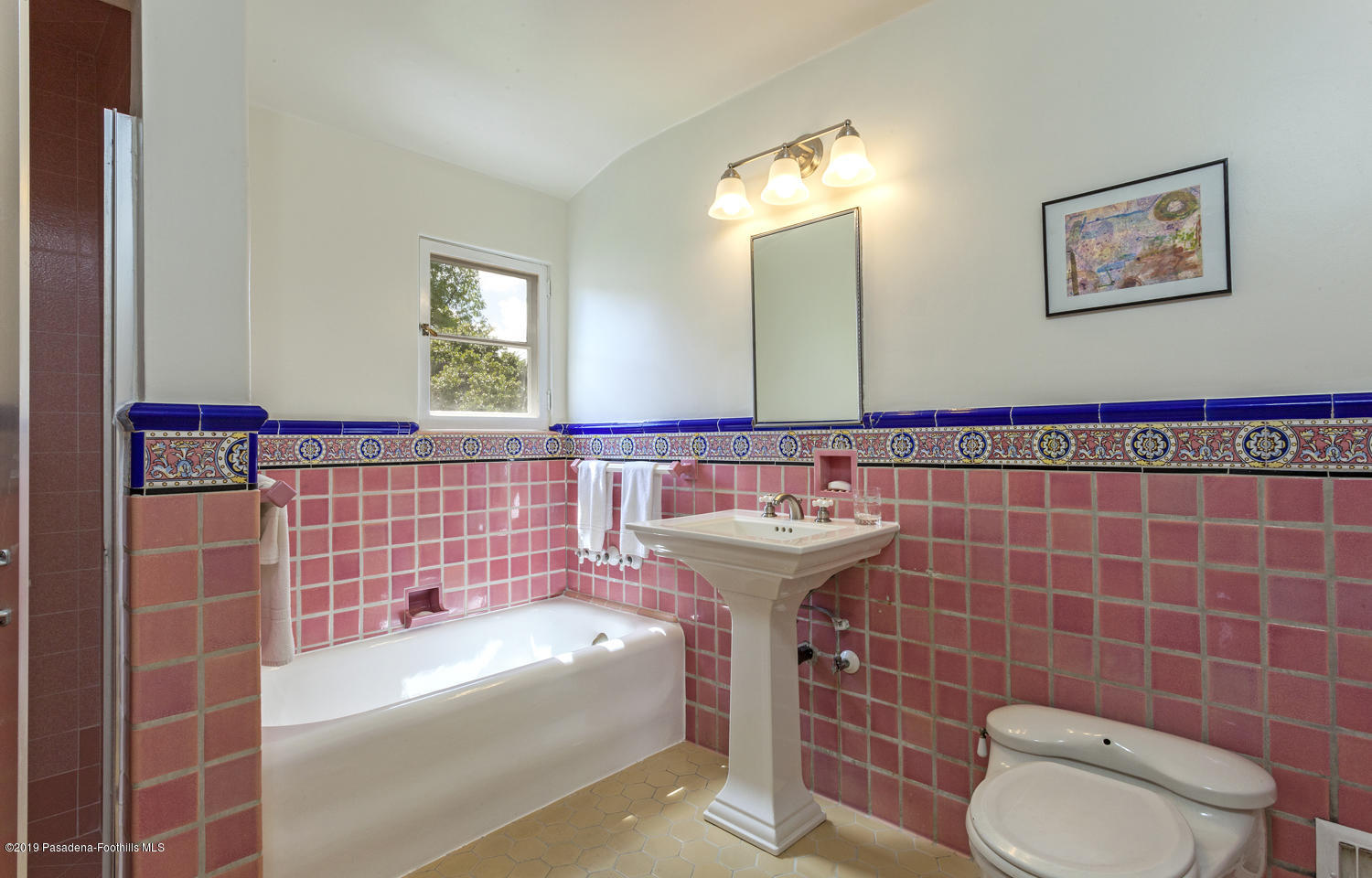 626 Chaucer Road San Marino, CA 91108 - Photo 24 of 31 a bathroom with a sink toilet and shower