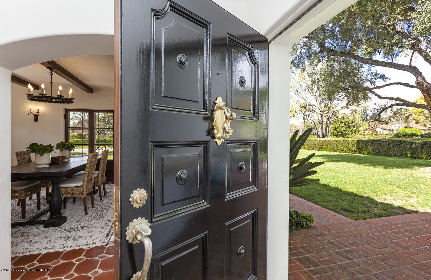 626 Chaucer Road San Marino, CA 91108 - Photo 4 of 31 a kitchen view with a sink stove and refrigerator