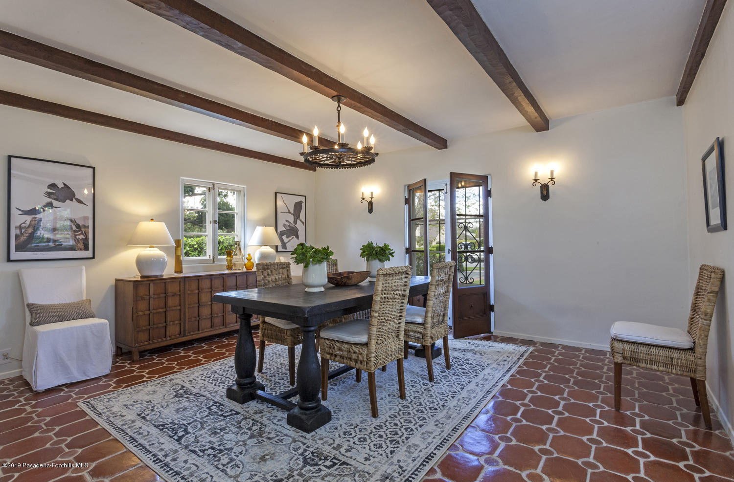 626 Chaucer Road San Marino, CA 91108 - Photo 6 of 31 a view of a dining room with furniture