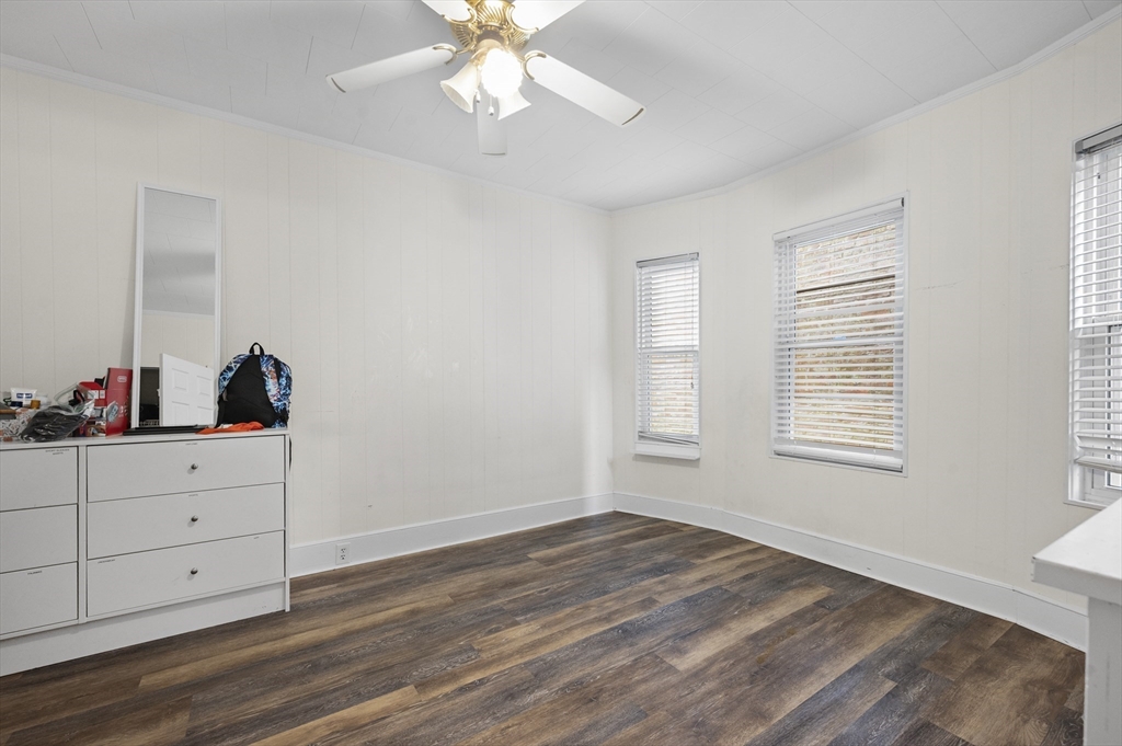 89 Central Street Somerville, MA 02143 - Photo 21 of 33