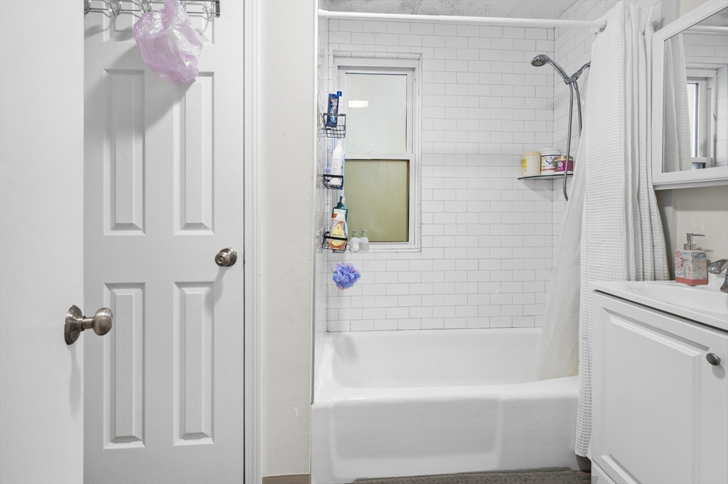 89 Central Street Somerville, MA 02143 - Photo 25 of 33