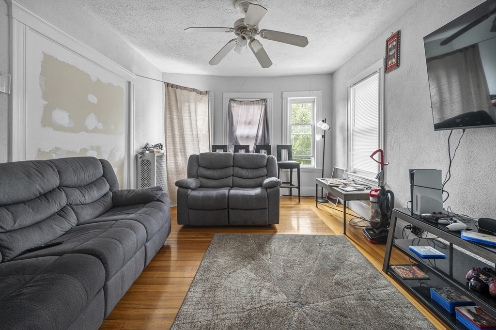 89 Central Street Somerville, MA 02143 - Photo 8 of 33