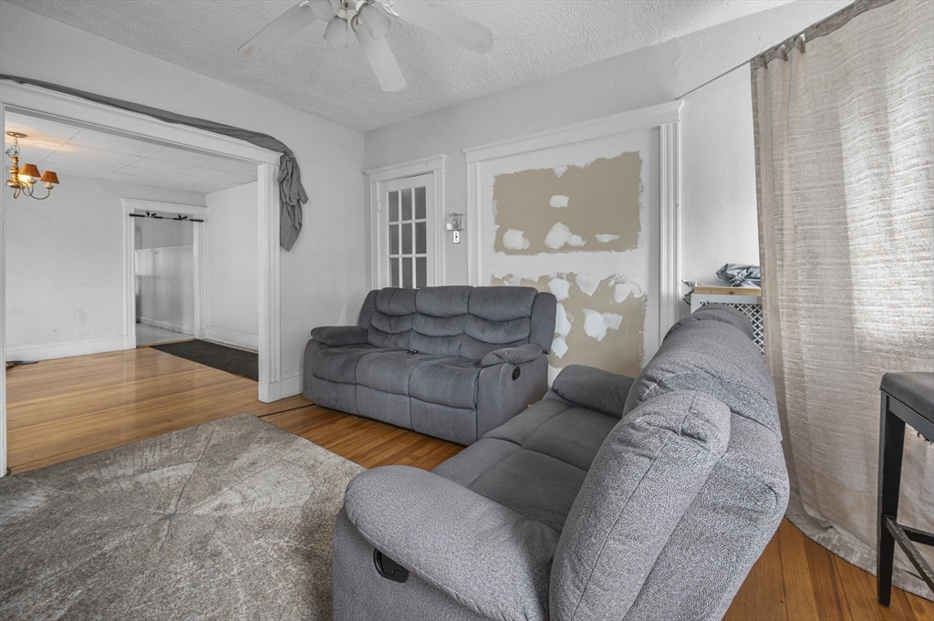 89 Central Street Somerville, MA 02143 - Photo 9 of 33